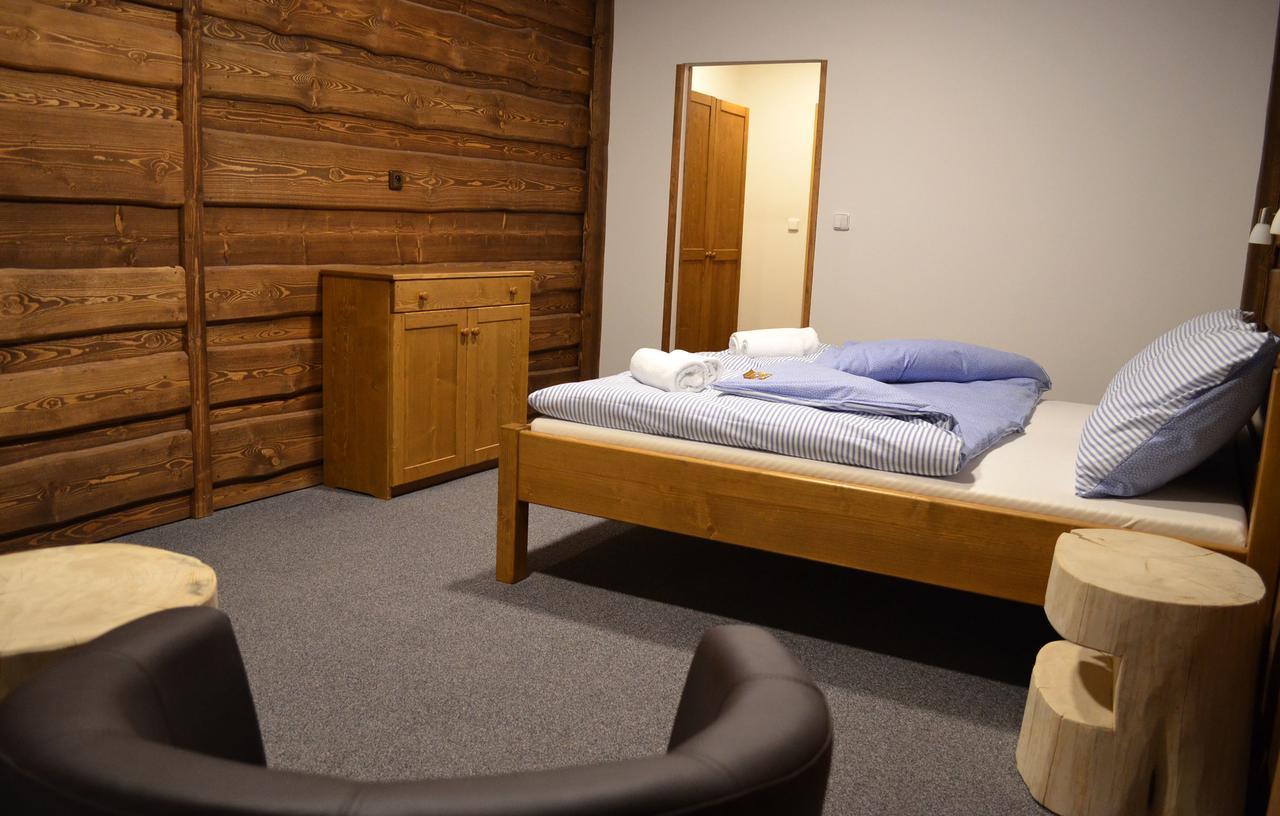 Hotel Kristian Kubova Huť Zewnętrze zdjęcie